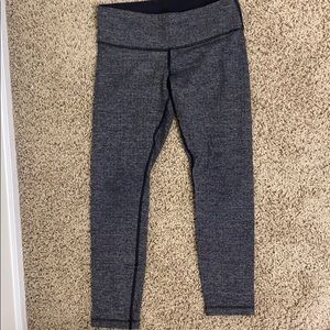 Black Herringbone lululemon leggings